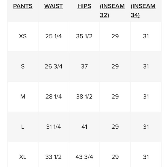 VERO MODA
Floral Print Shorts Size M
Medium - colour: Navy Blazer - Picture 5 of 5